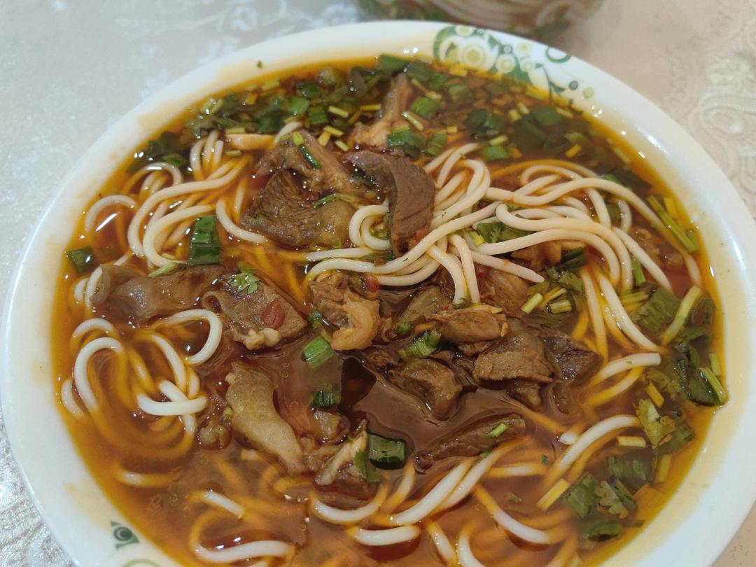 家常版兰州牛肉面