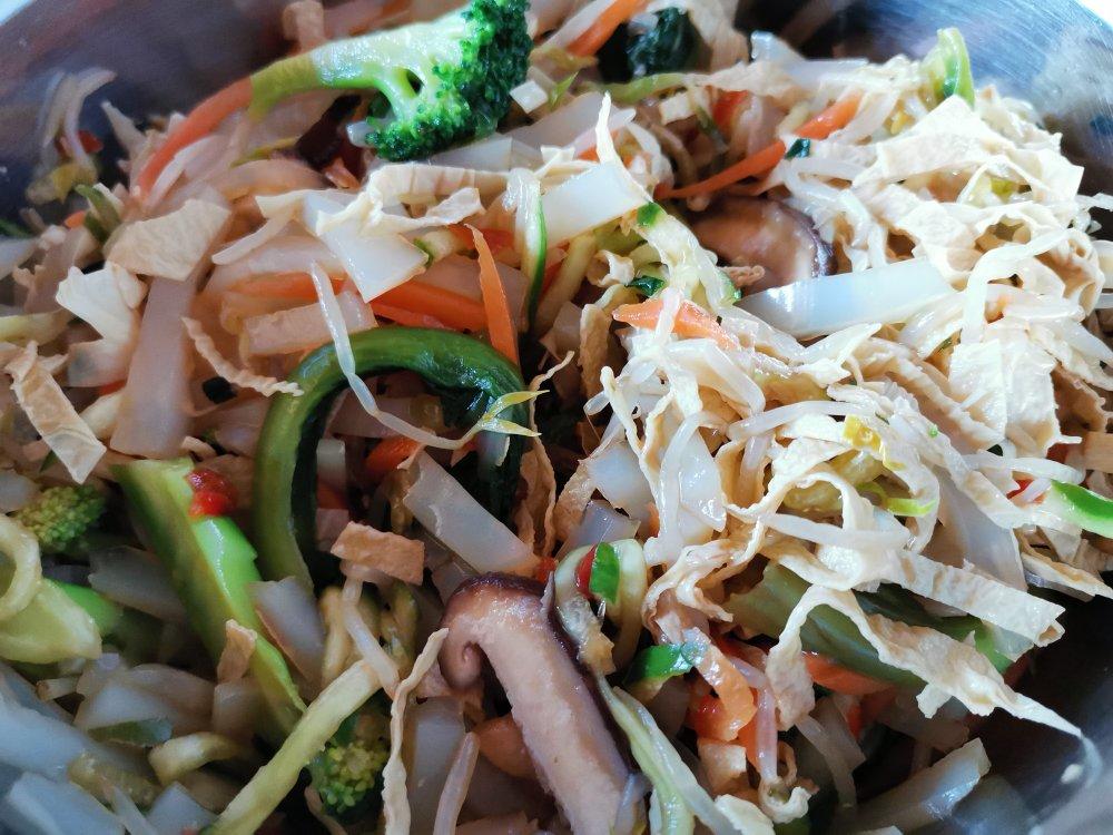 10分钟搞定-豪华版爆款凉拌豆腐丝