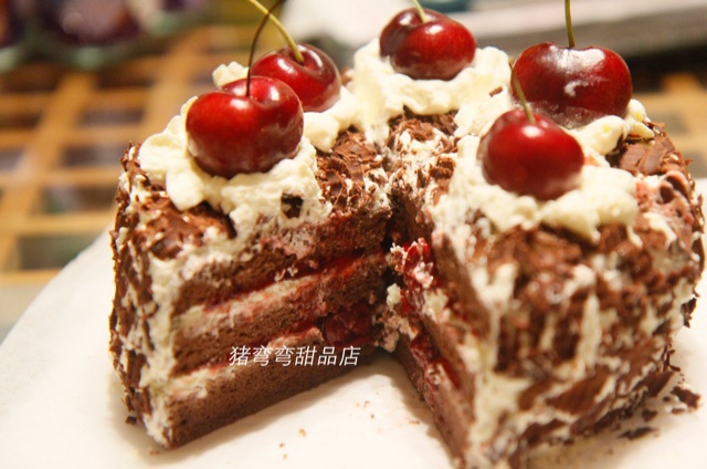 黑森林蛋糕