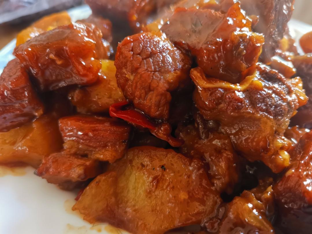 红烧牛肉(家庭版最好吃简单教程)