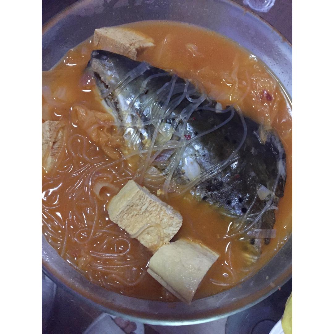 泡菜三文鱼头