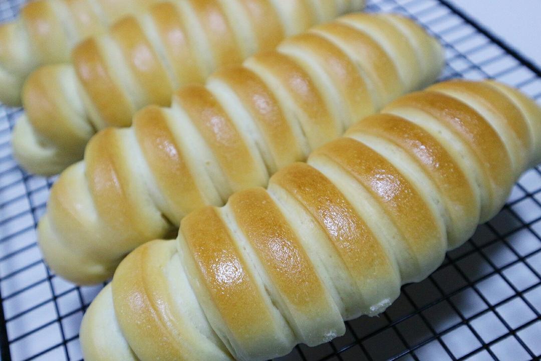 巧克力卡士达面包