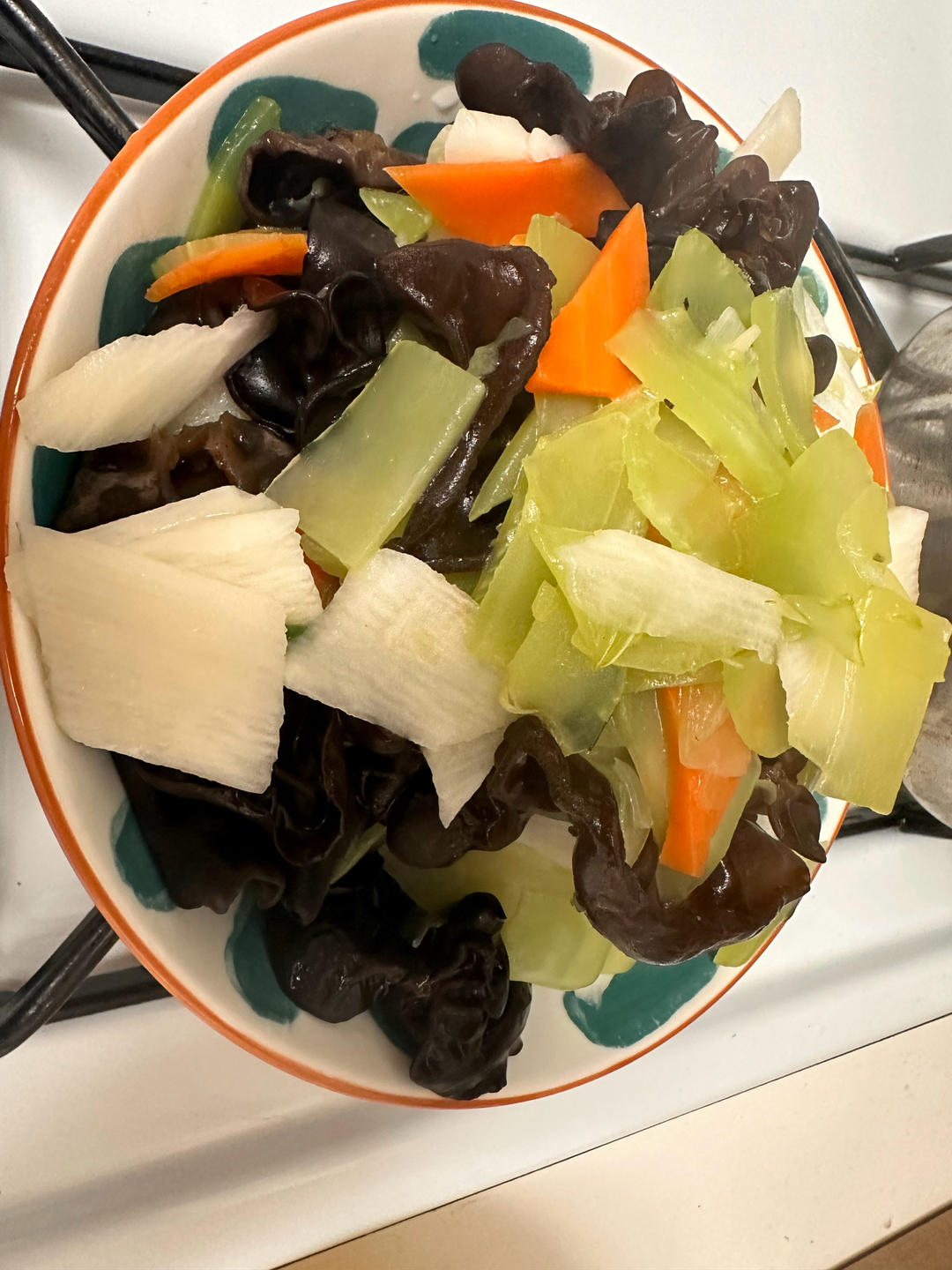 山药青笋炒木耳