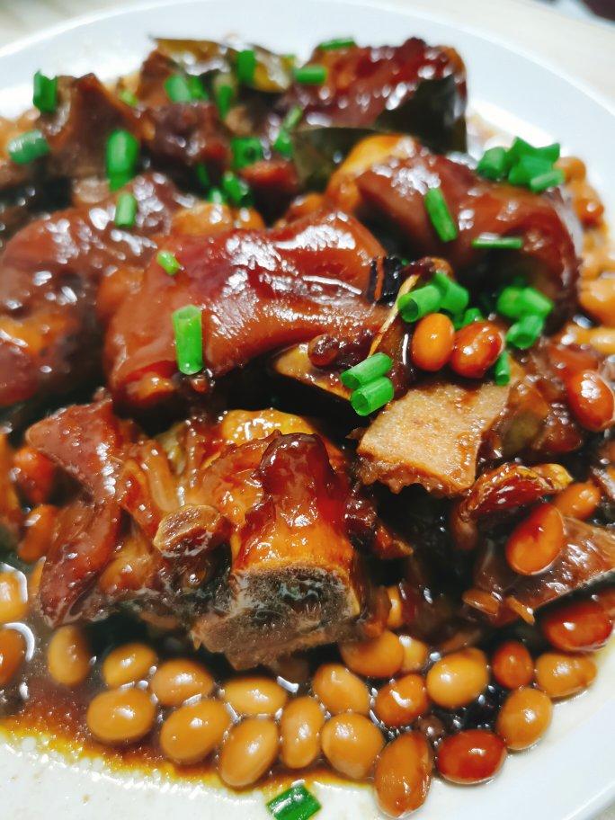 【电饭煲猪蹄】