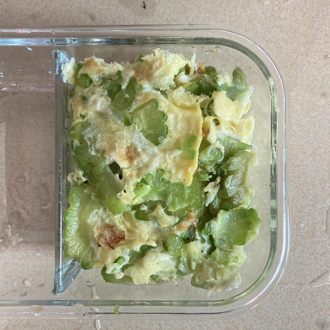 不苦的苦瓜炒鸡蛋