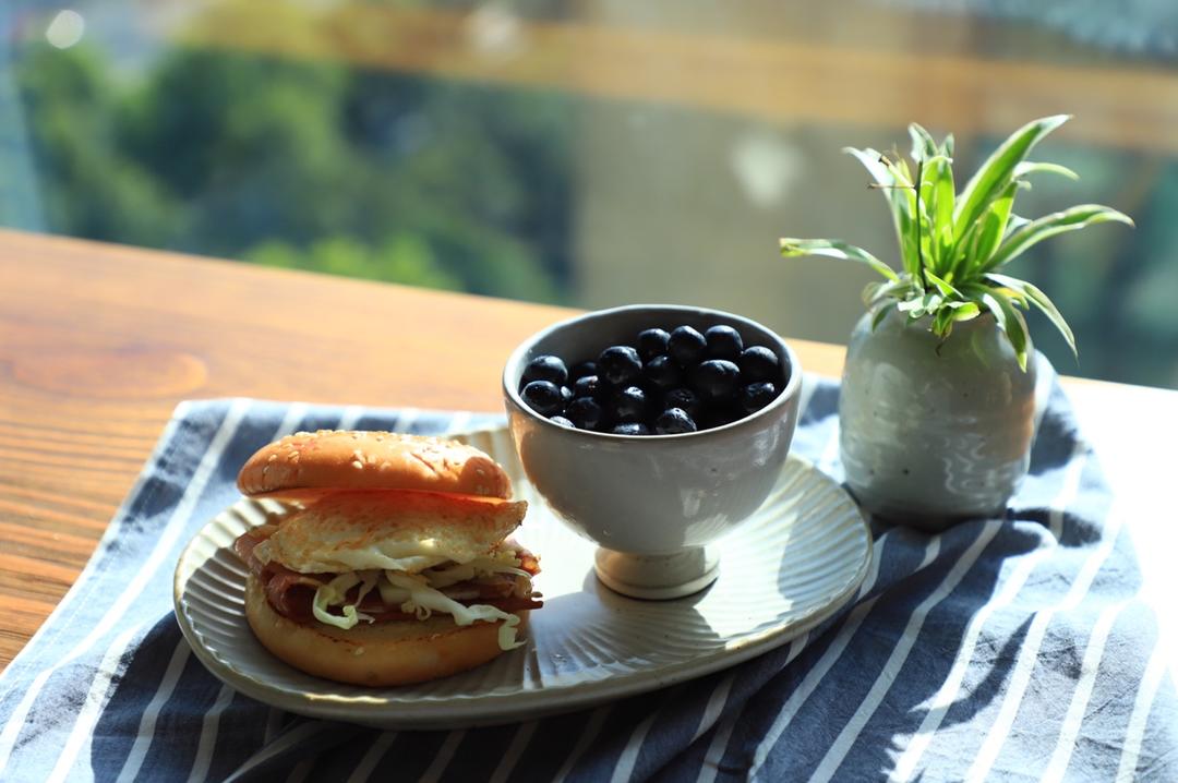 芝士培根蛋汉堡