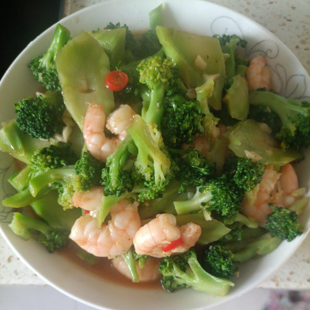 低脂低卡减脂餐～黑椒虾仁西兰花