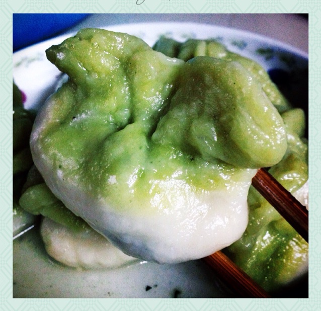 翡翠白玉白菜饺子详细版（附翡翠白玉白菜饺子包法，翡翠白玉饺子皮两种制法，面包机和面，翡翠白玉烧卖，各种馅料搭配）