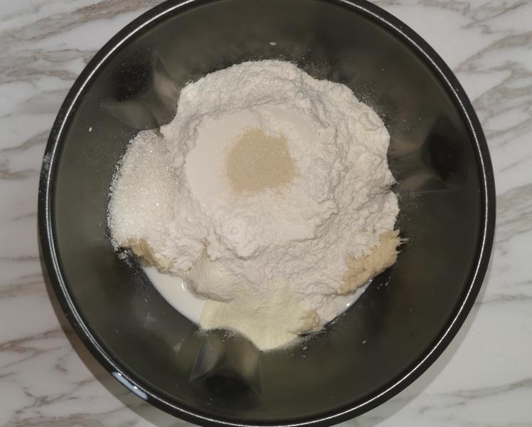 纯奶手撕吐司的做法 步骤1