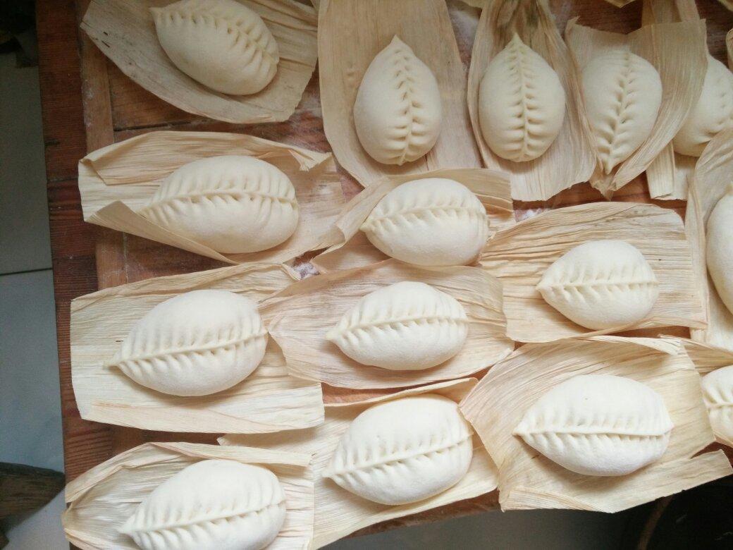 昕x爱做的萝卜粉条麦穗包子turnip & glassnoodle steamed dumplings