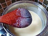 蔓越莓蛋奶冰激凌的做法 步骤3