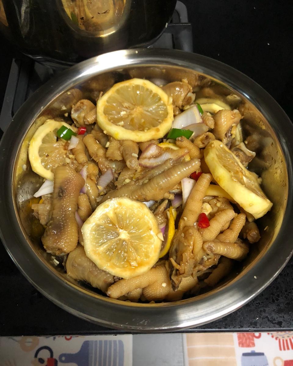 【柠檬酸辣鸡爪】自制超级无敌美味的网红鸡爪