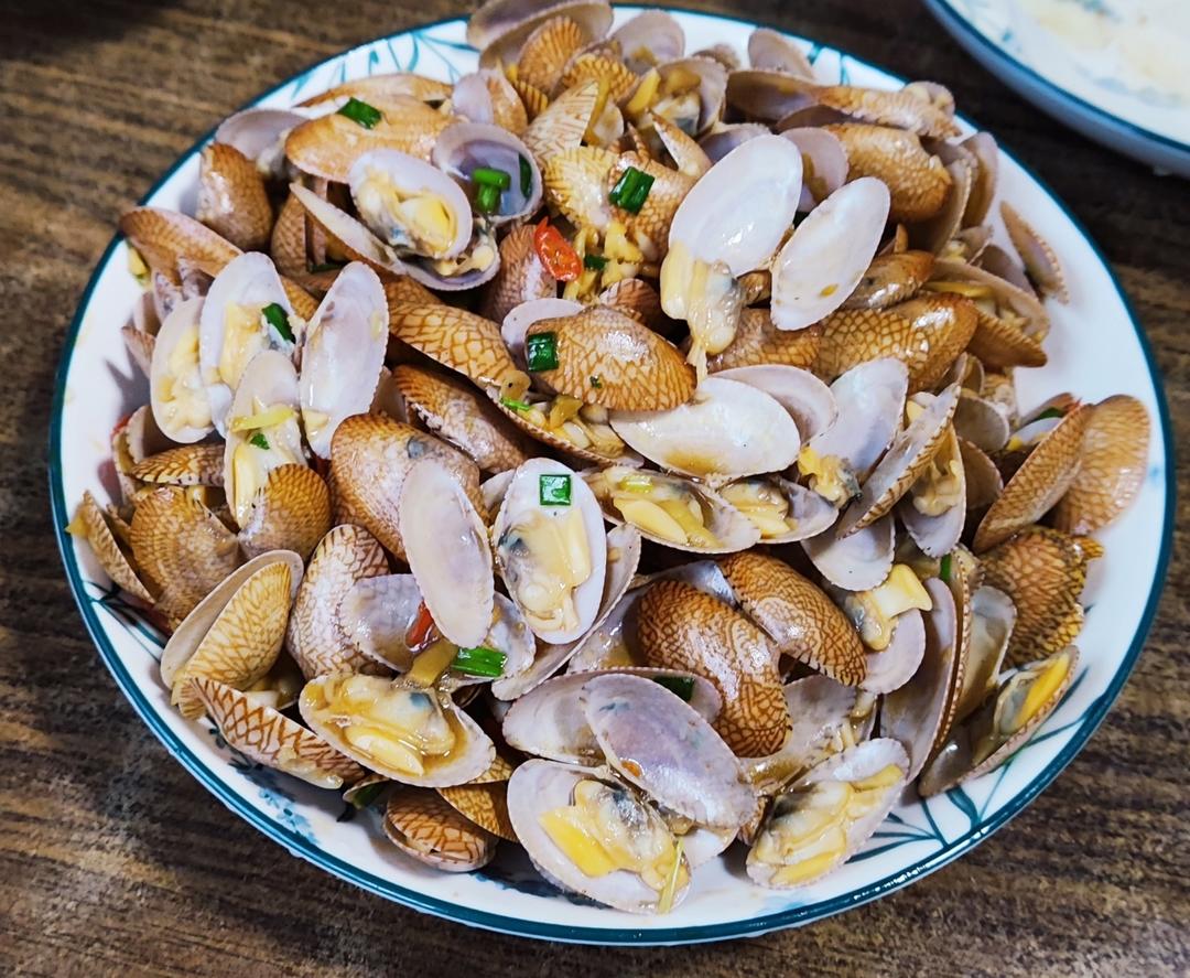 5分钟快手菜❗️秒杀路边摊爆炒花甲～好吃到爆