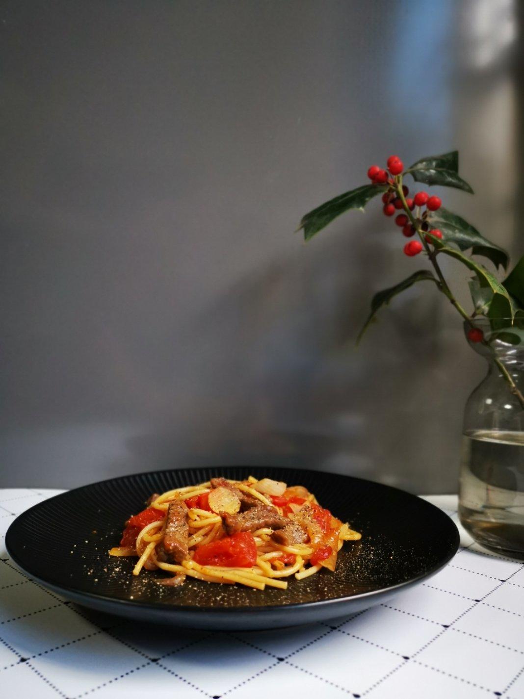 番茄肉酱意大利面