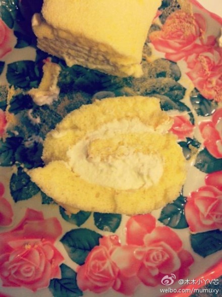 浓郁奶油蛋糕卷