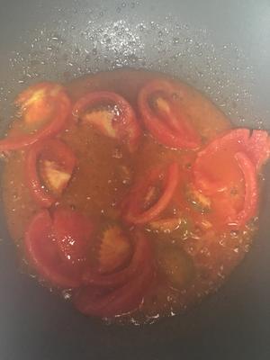 番茄黄瓜鸡蛋手擀面的做法 步骤2