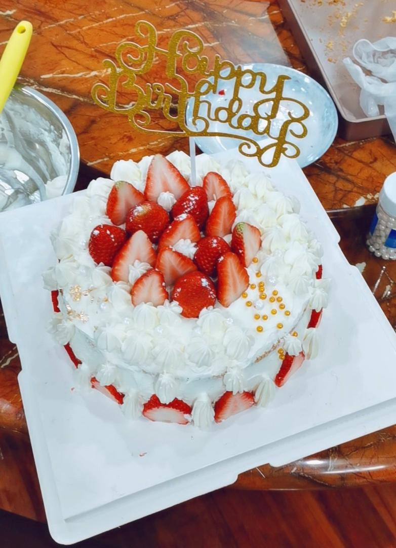 超级简单的味多美同款生日蛋糕（6寸），新手也能高度还原