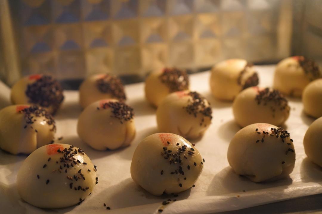 泳式鲜肉榨菜月饼