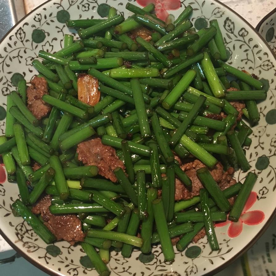 家常菜：蒜苔炒牛肉