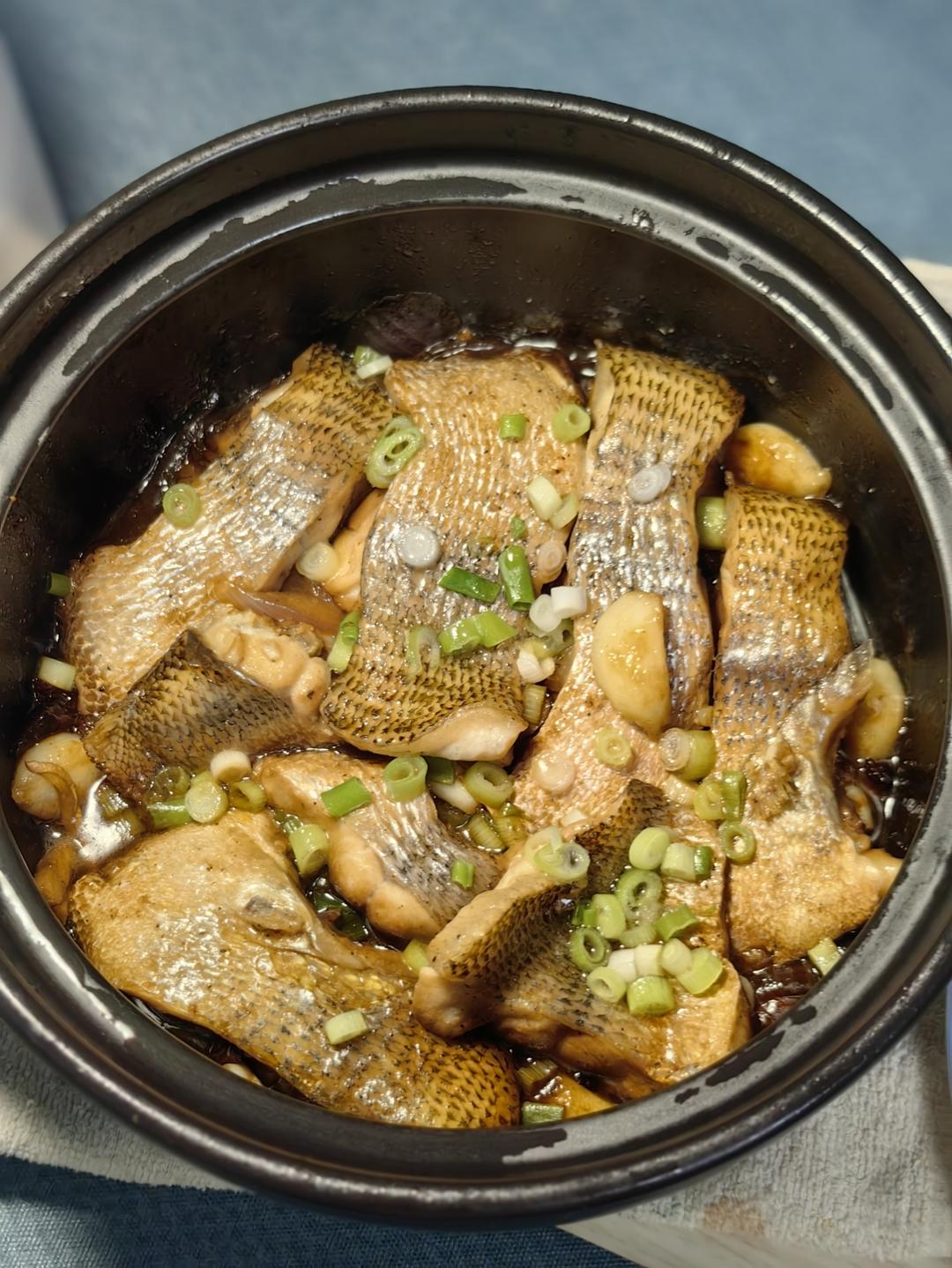 葱香焗鲈鱼