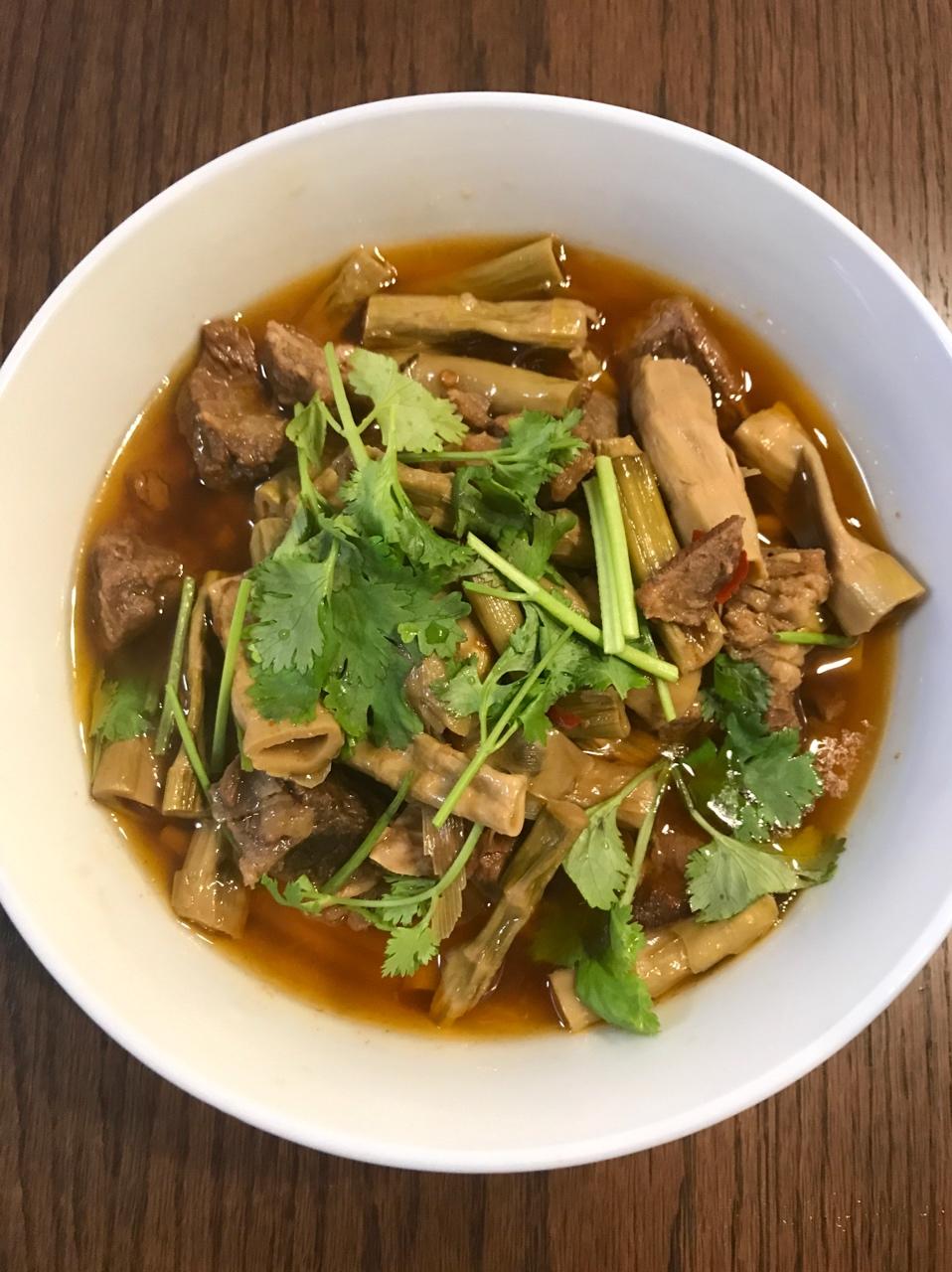 笋子烧牛肉