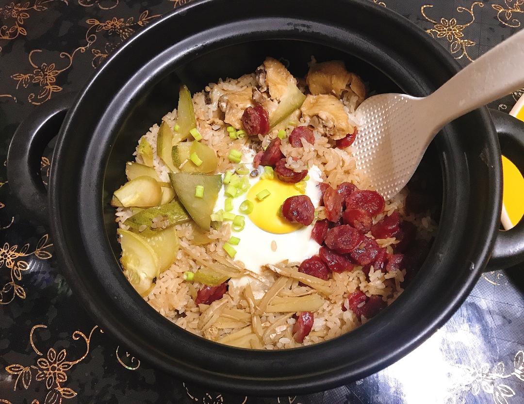 煲仔饭，从零到一教你做（内附香菇滑鸡和牛肉煲仔饭做法）