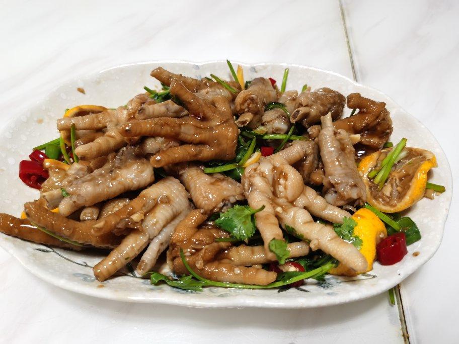停不下来的秘制凉拌鸡爪