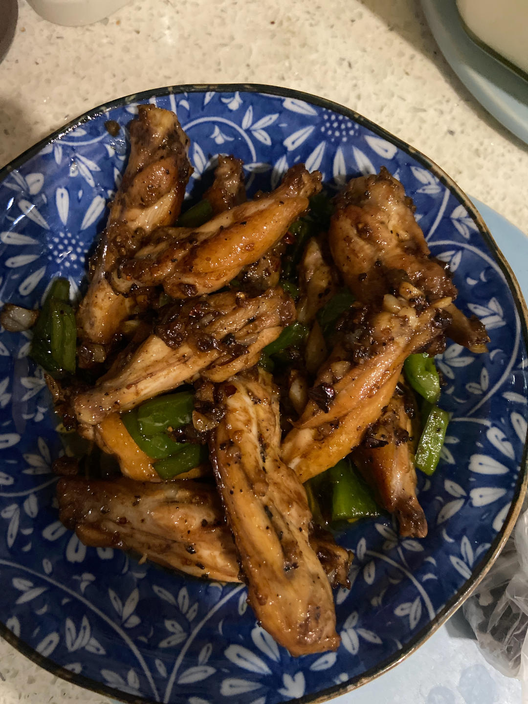 蒜香鸡翅，这才是鸡翅最好吃的做法