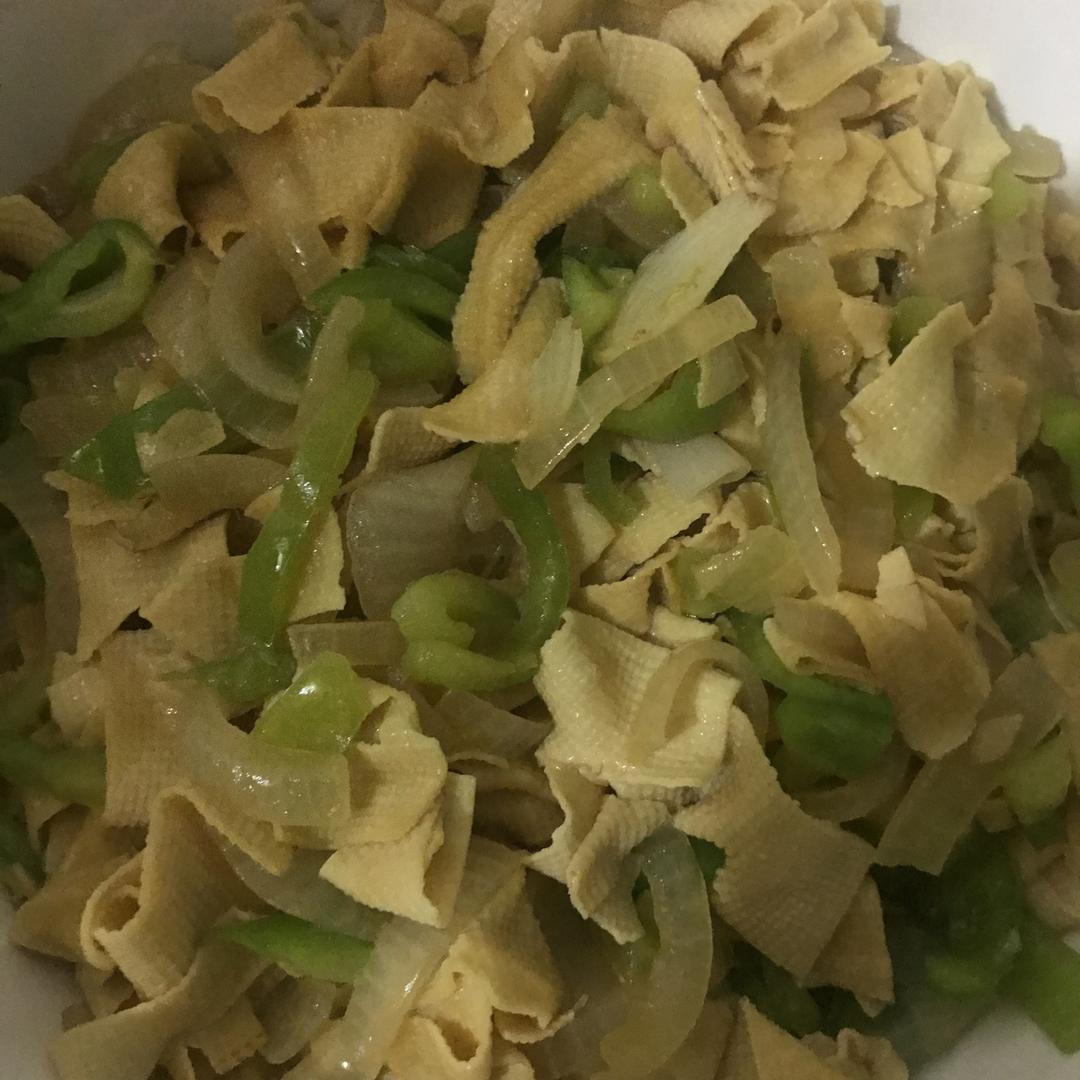 青椒炒豆皮