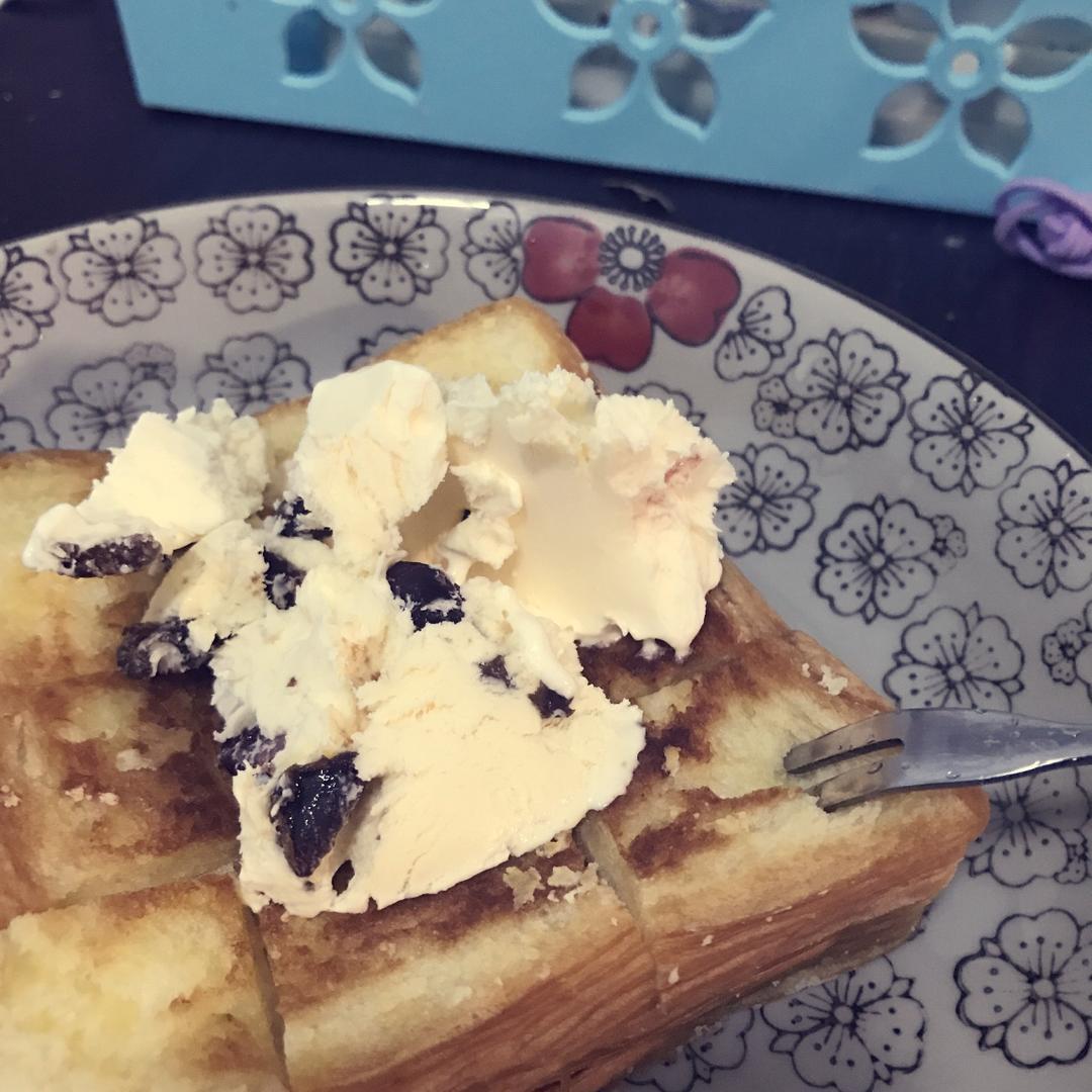 朗姆黑加仑冰淇淋 Rum Raisin Ice cream