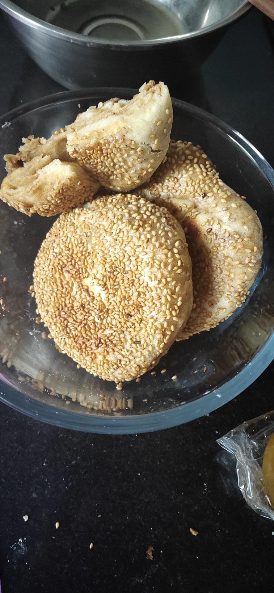 老北京芝麻酱烧饼 酥香可口层多好吃 会上瘾的小饼 附细节视频详解