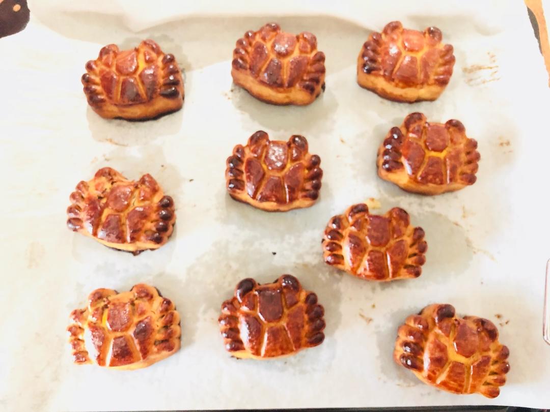 广式月饼——蛋黄莲蓉月饼