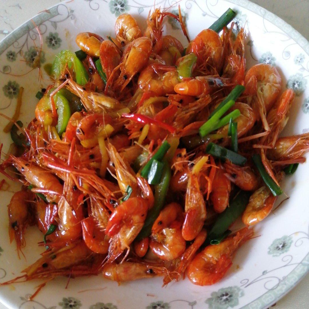 火爆杭州的老头儿油爆虾