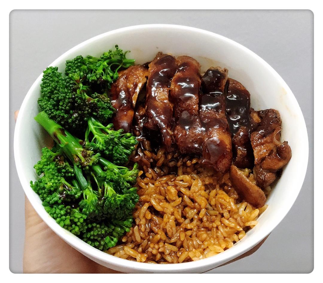 照烧鸡腿饭