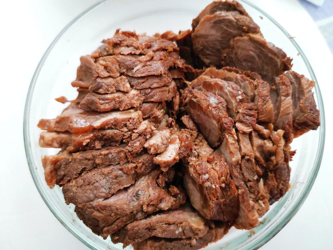 简单易学，家庭版：五香酱牛肉