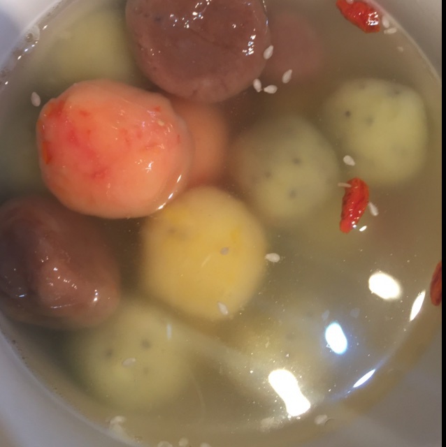 五彩汤圆