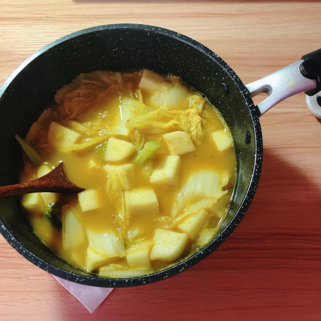咖喱土豆年糕炖大白菜