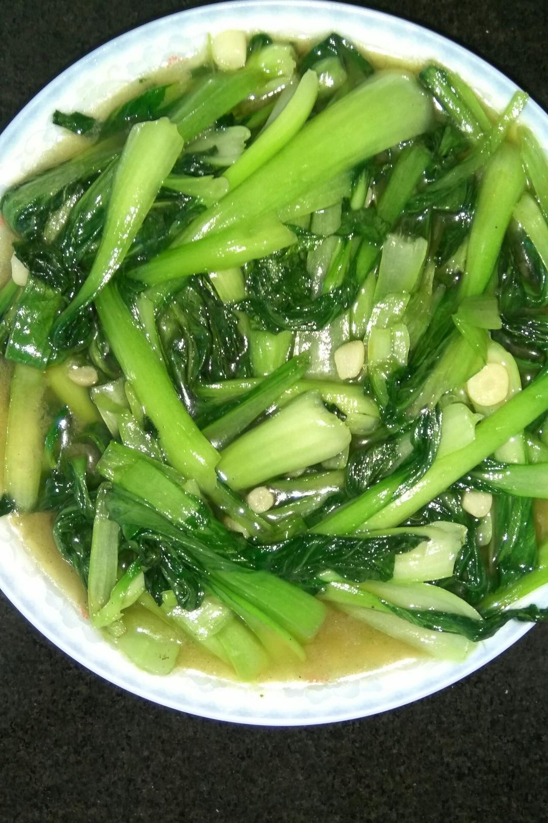 曾小毅做的清炒小白菜