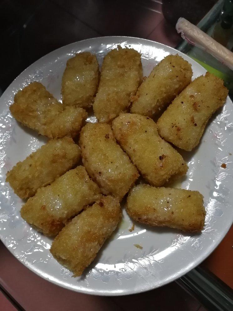 教你用香蕉来做美食，外脆里嫩口感棒，大人看了馋孩子看了流口水