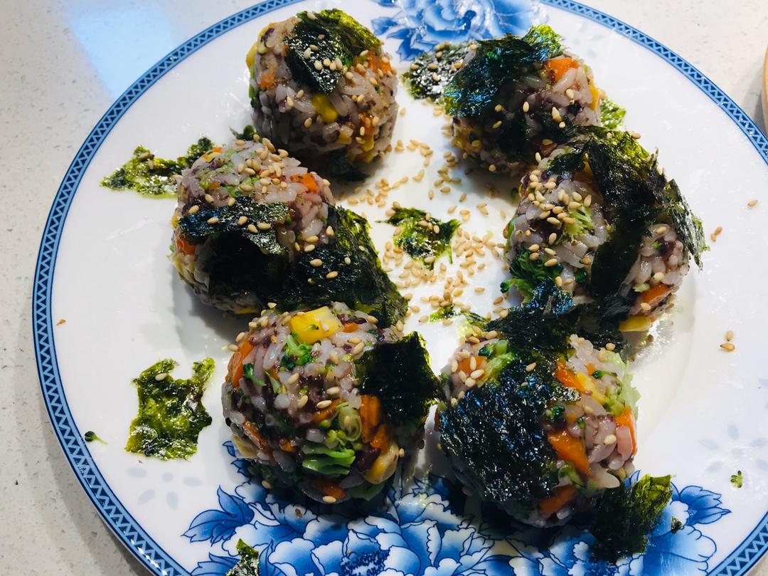 藜麦饭团