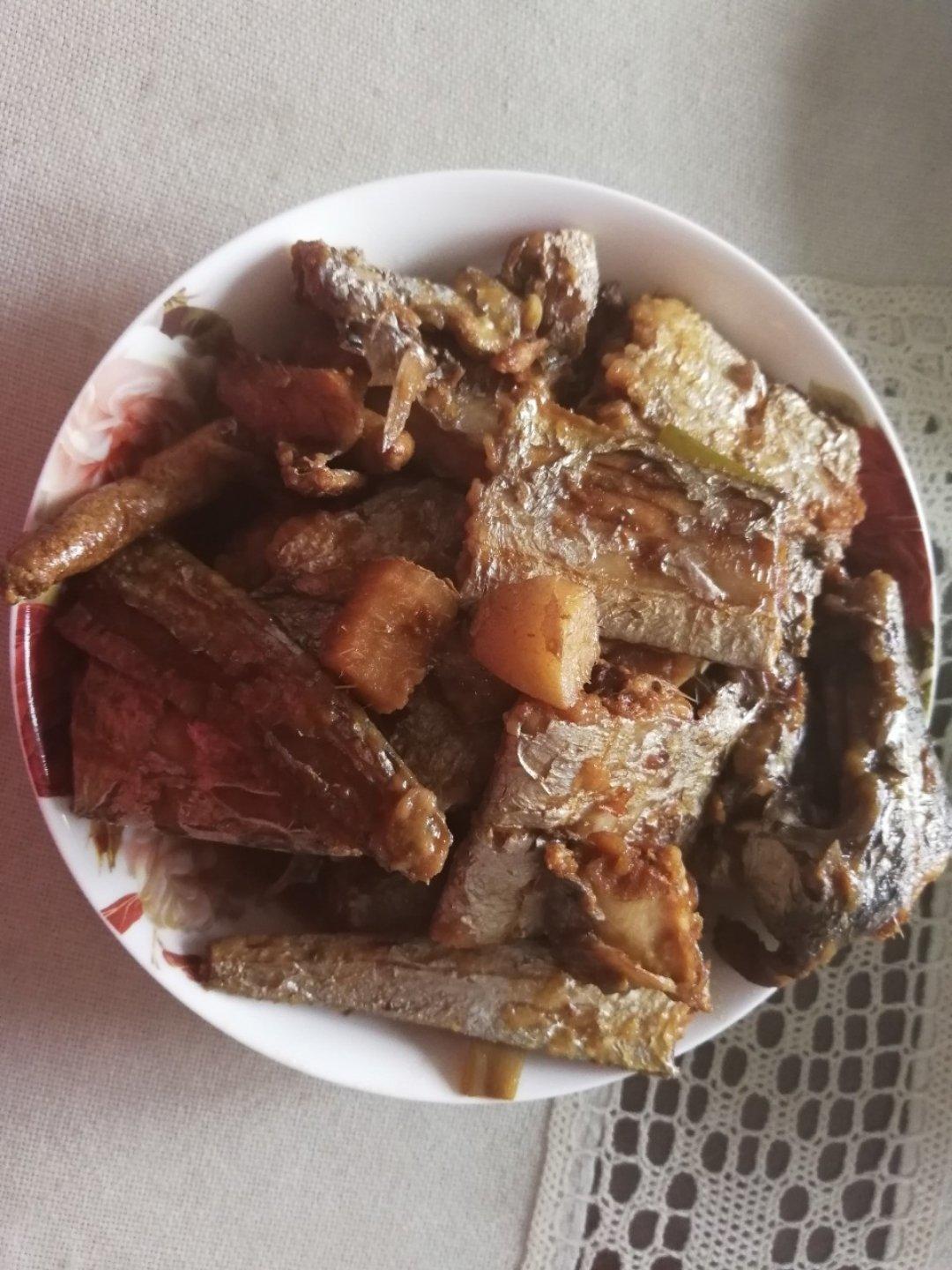 零失误的红烧带鱼，经典家常菜，吃了就忘不掉的味道