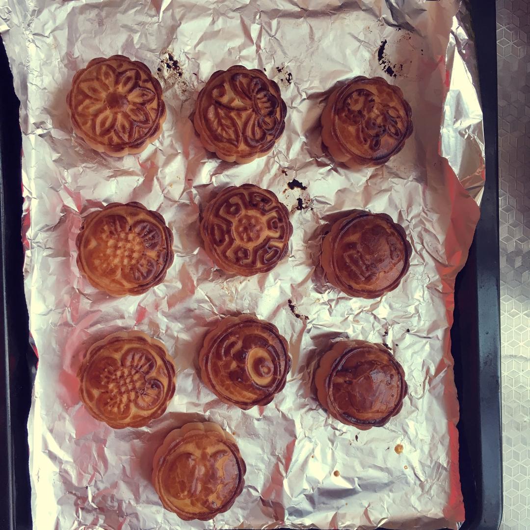 广式莲蓉蛋黄月饼