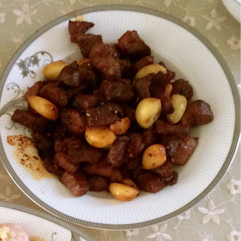 香蒜孜然猪肉(有点肉串口感哦)