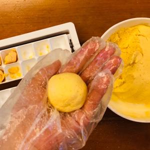 蛋黄馅奶香南瓜饼的做法 步骤18