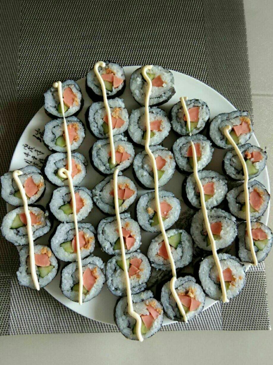 紫菜卷寿司