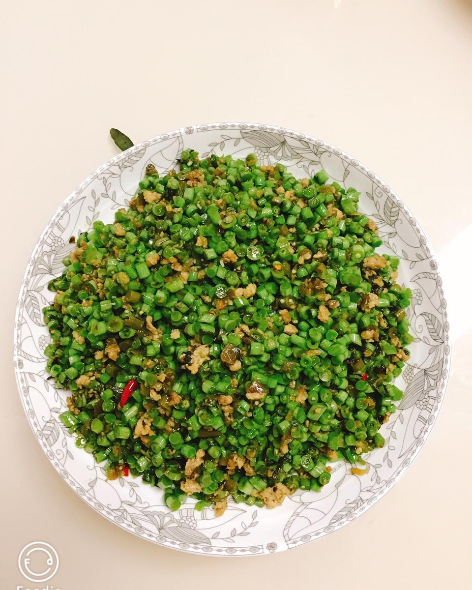 厨师长教你：“豆角炒肉末”的家常做法，非常下饭赶紧收藏