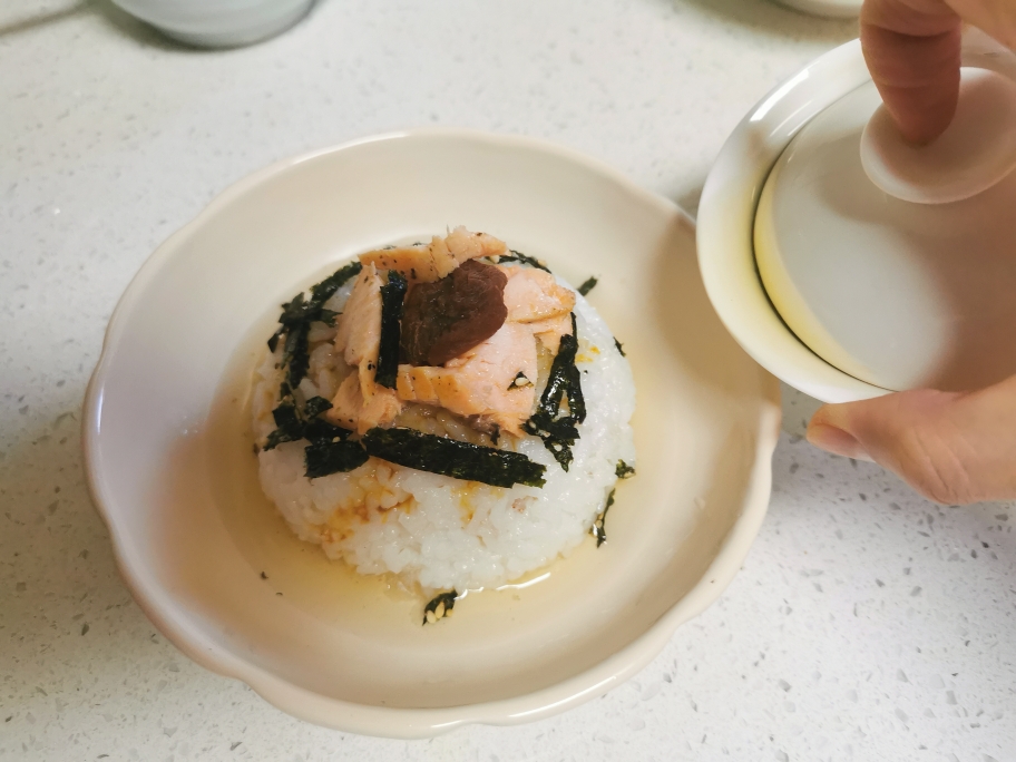 深夜食堂|日式三文鱼梅子茶泡饭的做法 步骤9