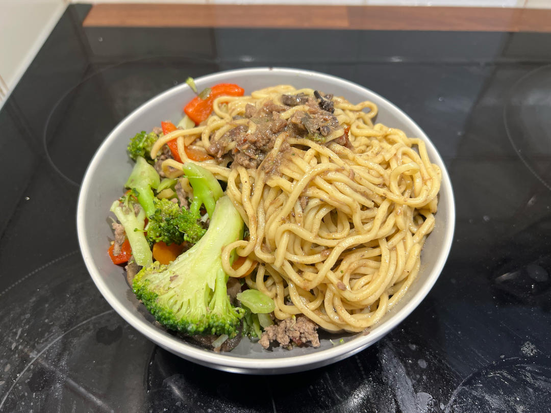 劲道弹牙的自制面条