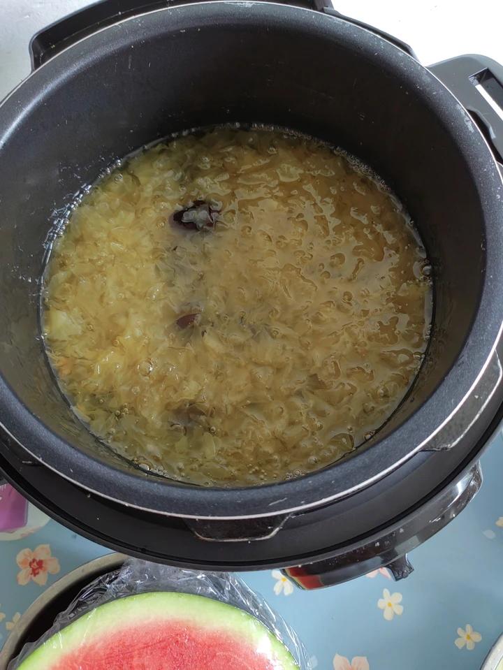 银耳红枣汤(电饭煲版)