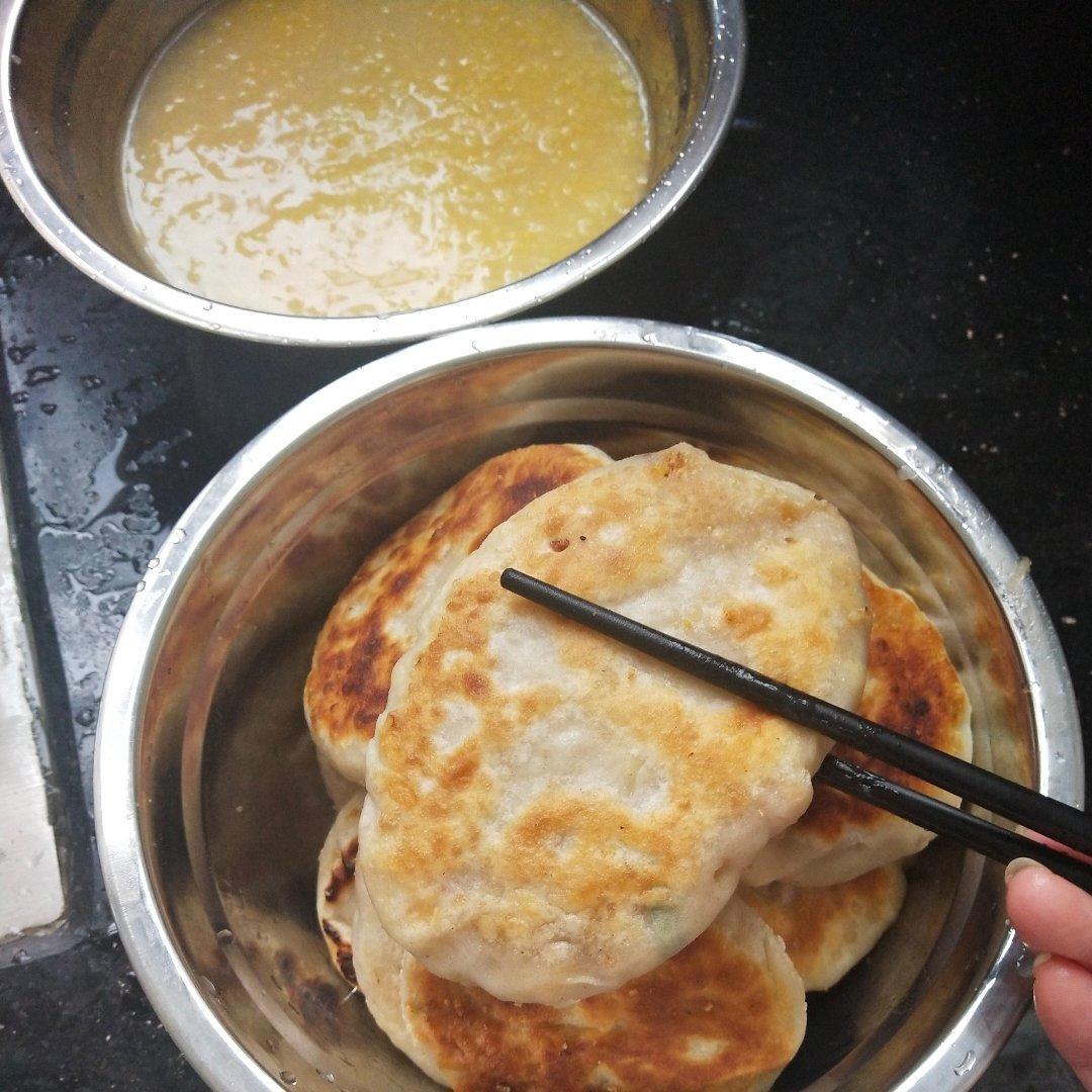 会连续吃八个的萝卜馅饼